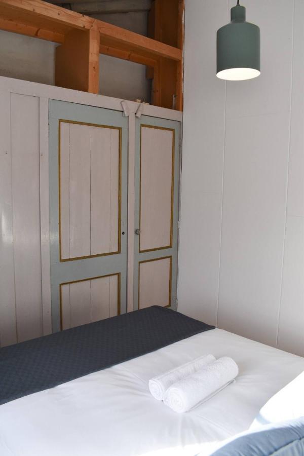 Private 4P Top Floor - Hostel Apartment Amsterdam Exterior foto
