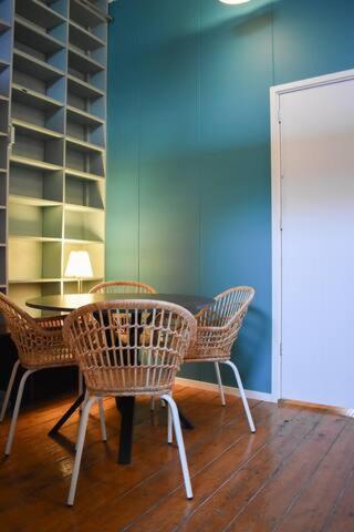 Private 4P Top Floor - Hostel Apartment Amsterdam Exterior foto